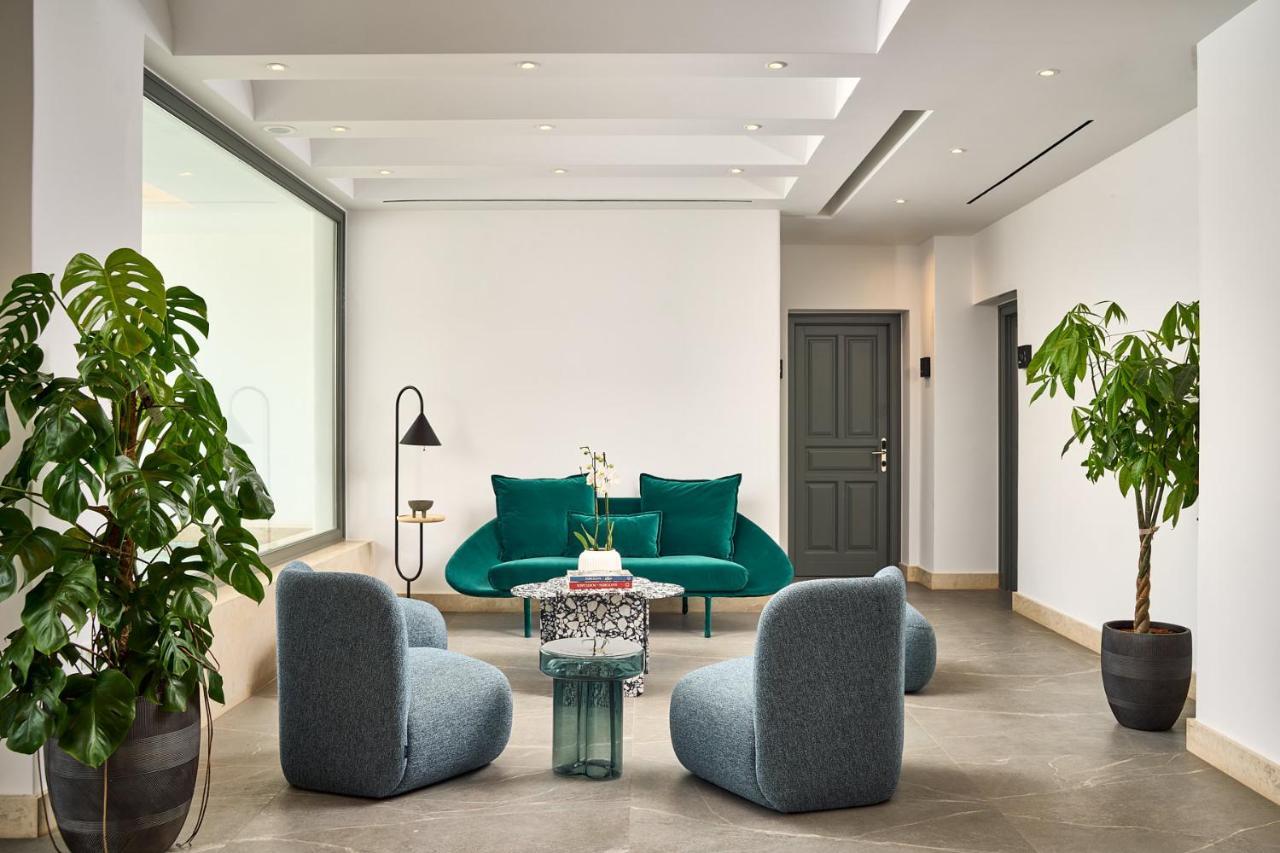 Alleys All-suite & Hotel