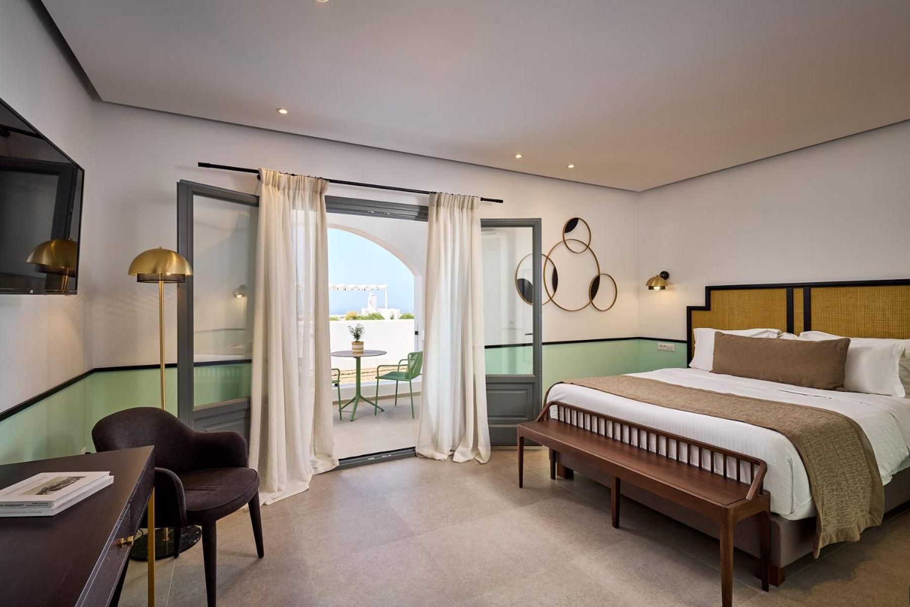 Alleys All-suite & Hotel 5*