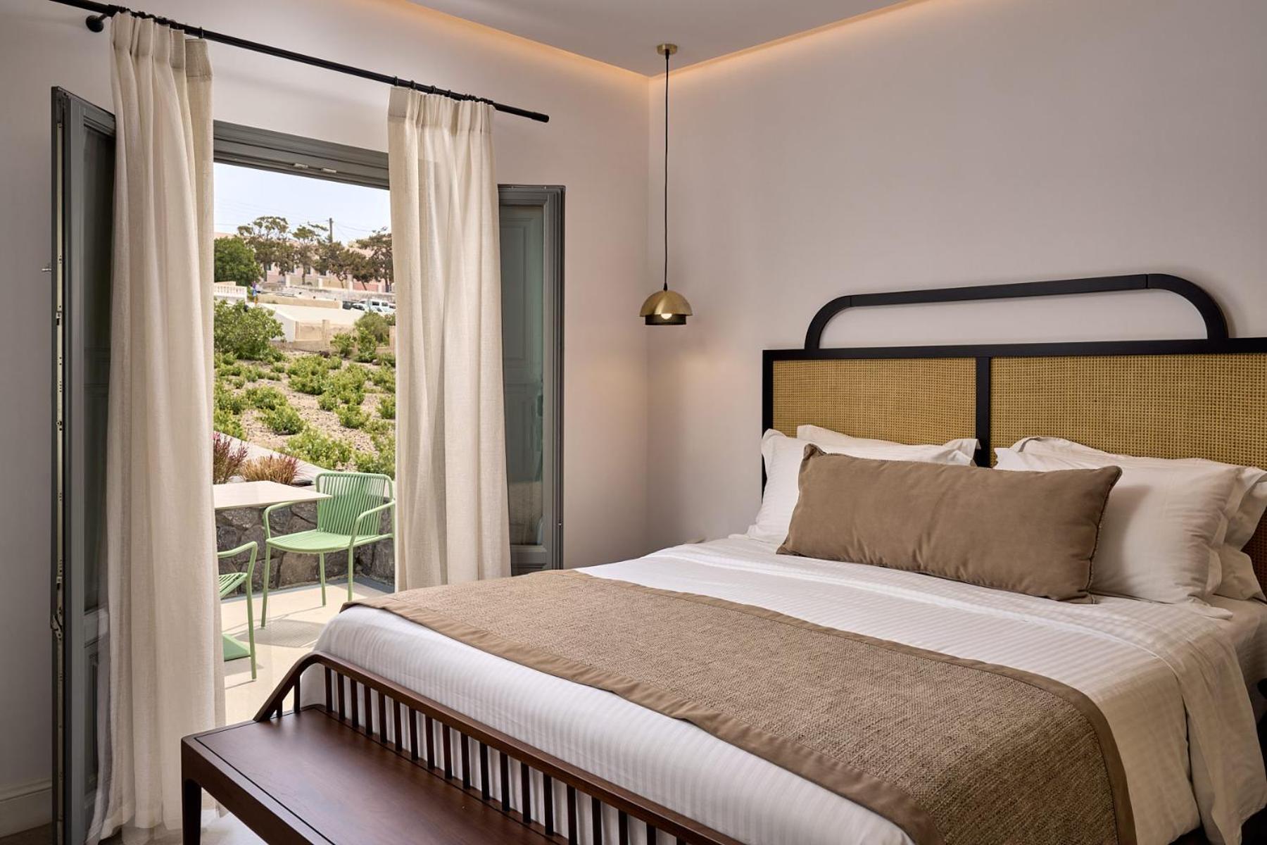 Hotel Alleys All-suite & 5*